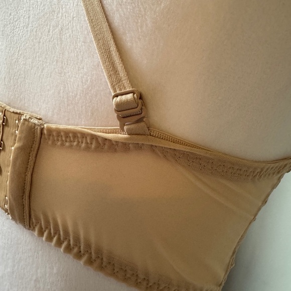Maidenform Lace Bralette in Beige - Picture 4 of 8